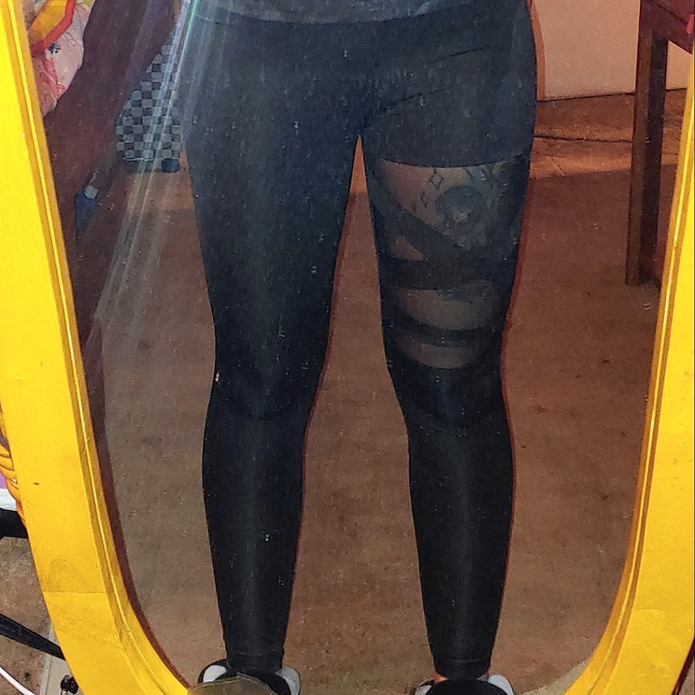Mesh leggings